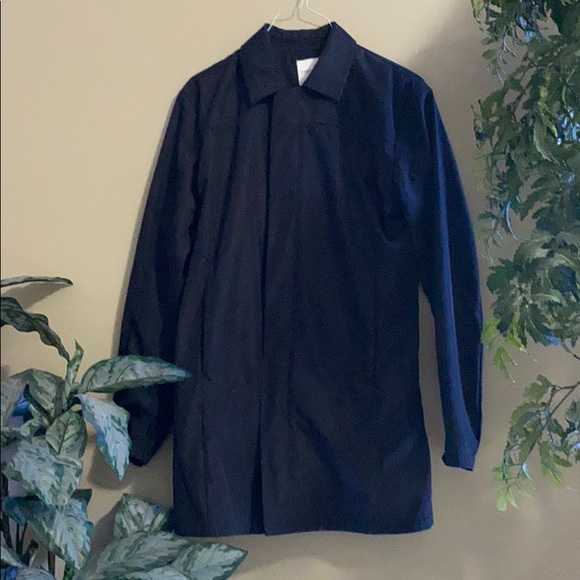 Trench Coat - Picture 1 of 2